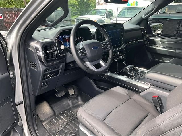 Used 2023 Silver Ford XLT image 8