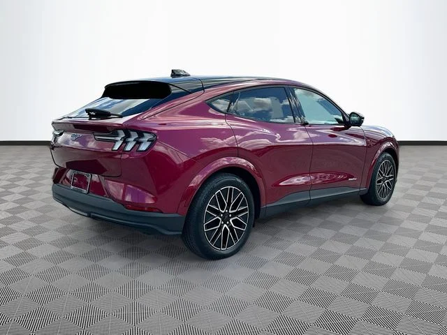 Used 2025 Red Ford Premium image 5