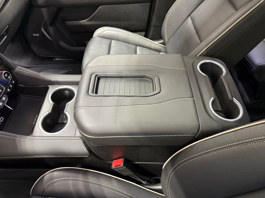 2024 Chevrolet Suburban Premier - Photo 24