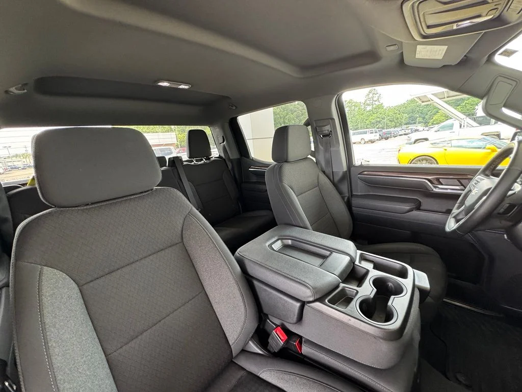 Used 2023 Black Chevrolet LT image 19