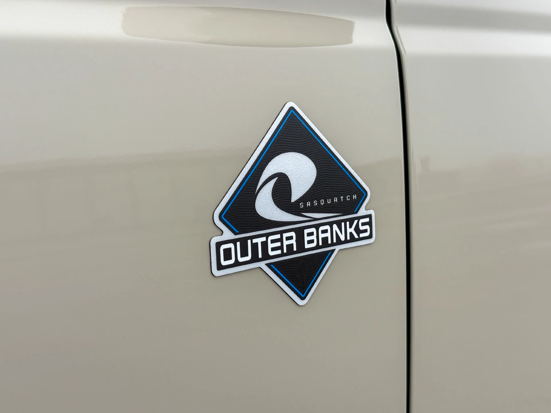 Used 2025 Beige Ford Outer Banks image 5