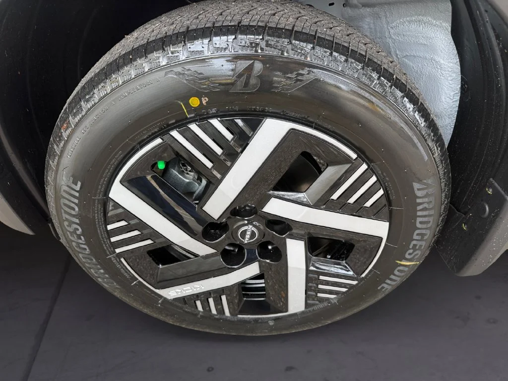 New 2027 White Nissan SV image 9