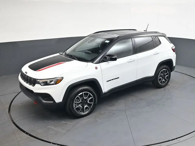 2025 Jeep Compass Trailhawk - Photo 28