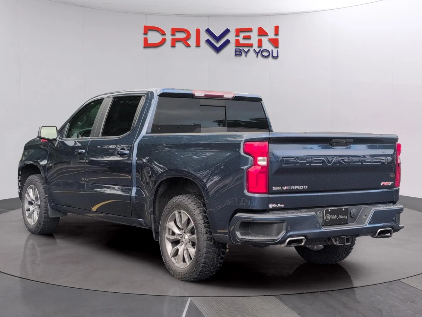 Used 2020 NORTHSKY BLUE METALLIC Chevrolet RST image 3
