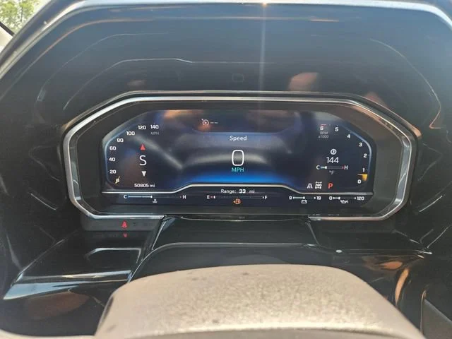 Used 2024 Summit White Chevrolet LT Trail Boss image 15