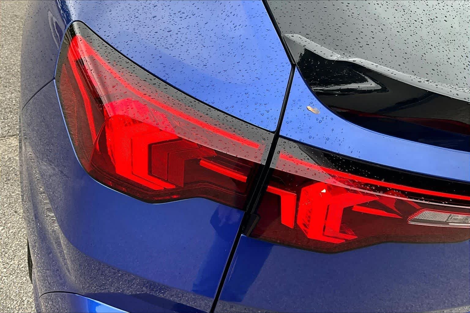 Used 2026 Portimao Blue Metallic BMW xDrive28i image 14
