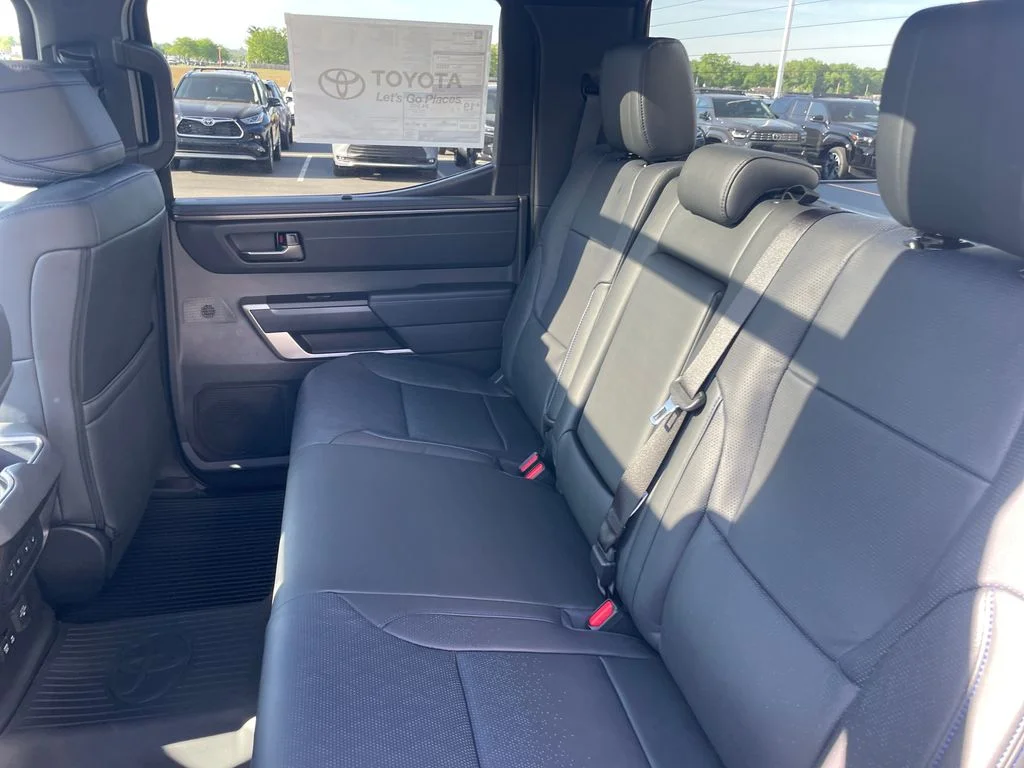 2026 Toyota Tundra Platinum - Photo 28