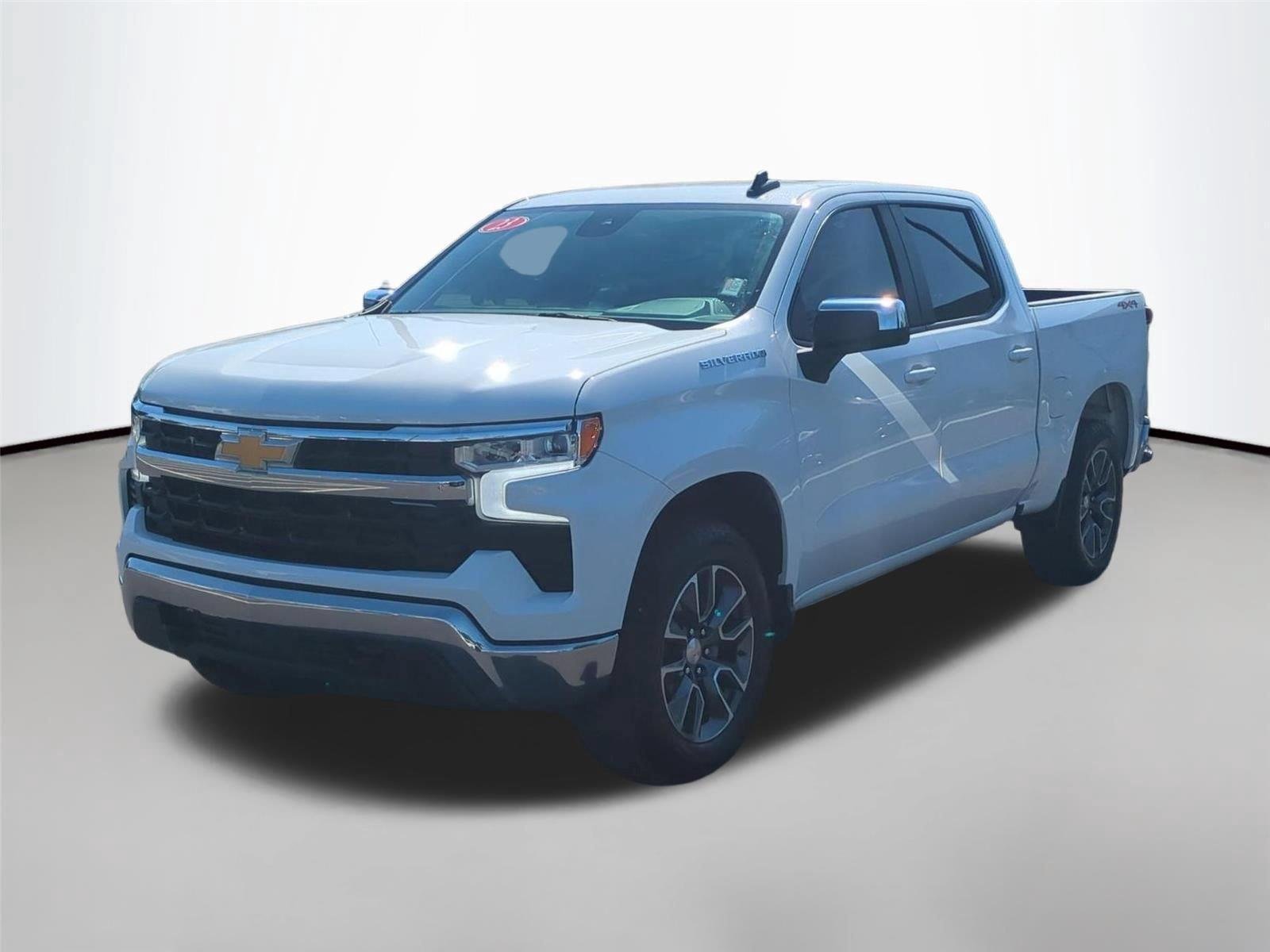 Used 2023 Summit White Chevrolet LT image 1