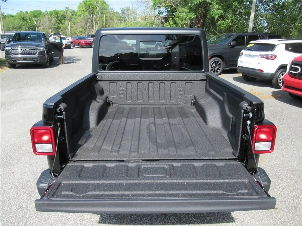 New 2026 Black Clear-Coat Exterior Paint Jeep Sport S image 30