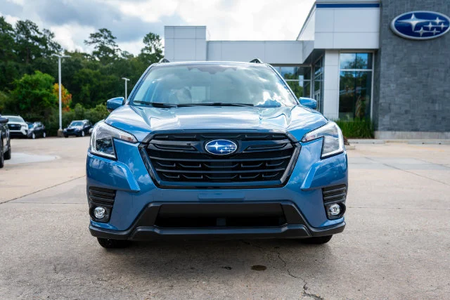 Certified Used 2024 Horizon Blue Pearl Subaru Premium image 12