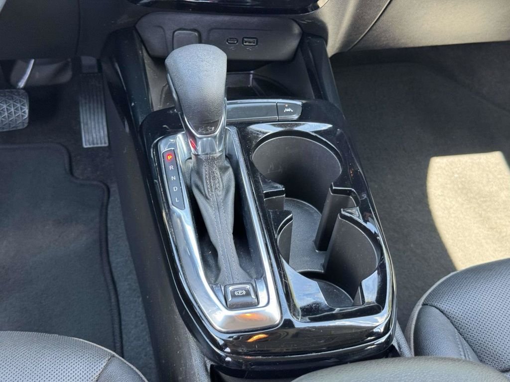 Used 2025 Blue Chevrolet ACTIV image 8