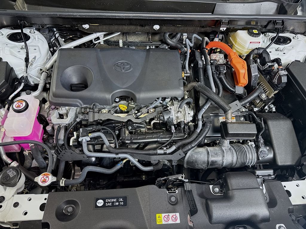 Used 2024 Wind Chill Pearl Toyota Hybrid Limited image 33