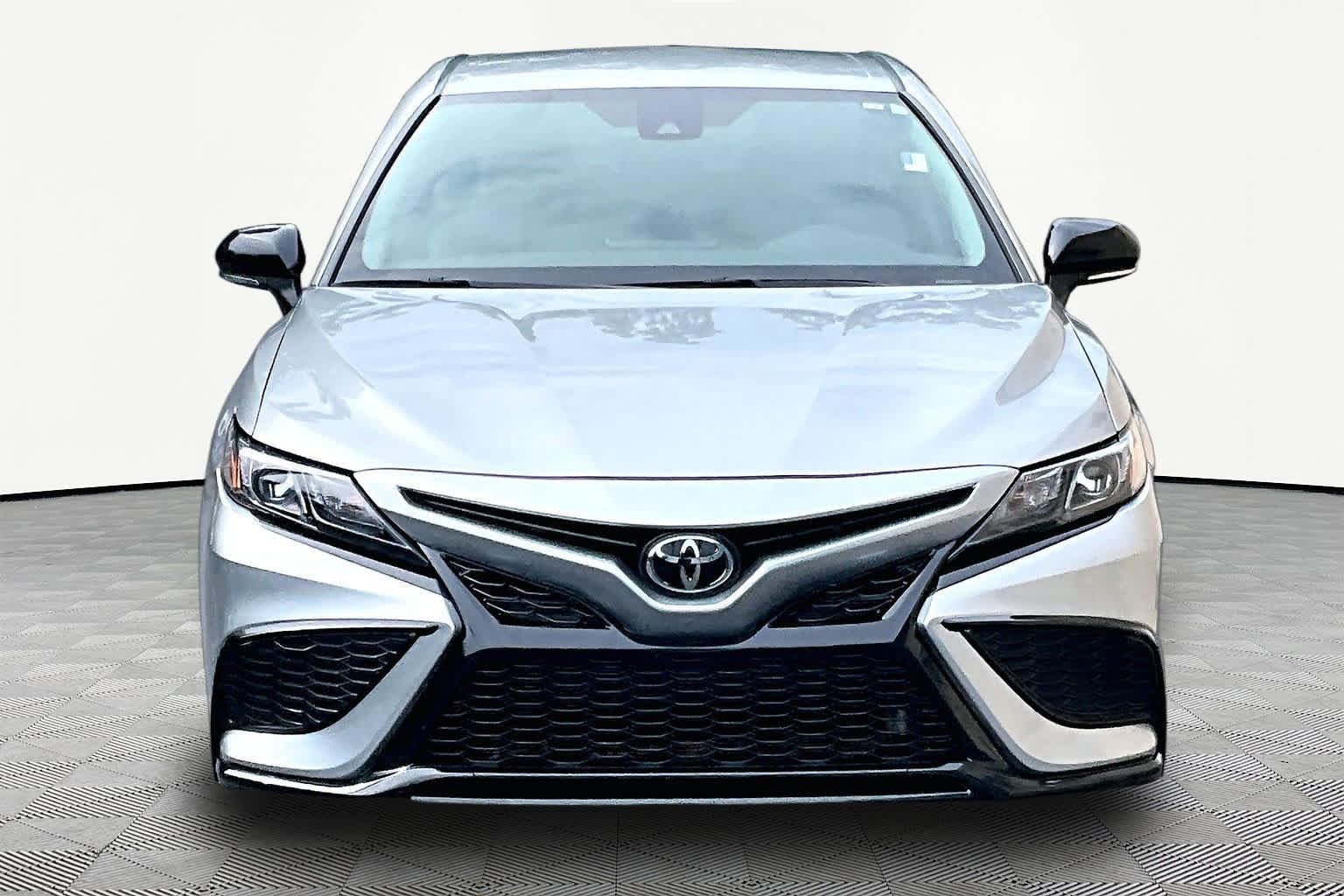 Certified Used 2023 Celestial Silver Metallic Toyota SE image 4