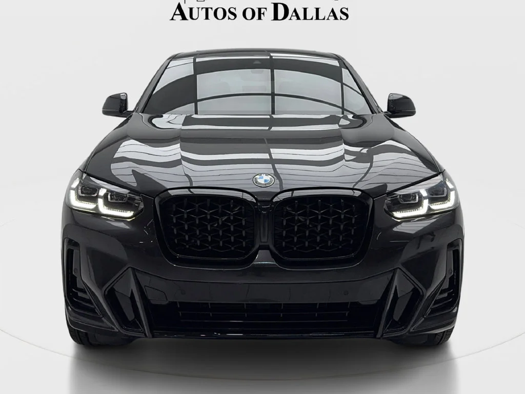 Used 2025 Gray BMW xDrive30i image 4