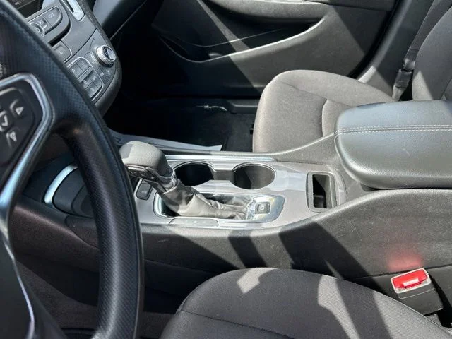 Used 2024 Red Chevrolet LT image 31