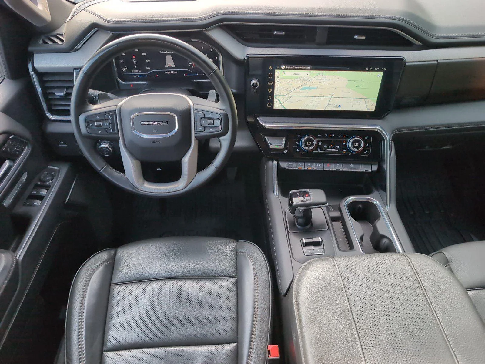 Used 2025 Downpour Metallic GMC Denali image 32