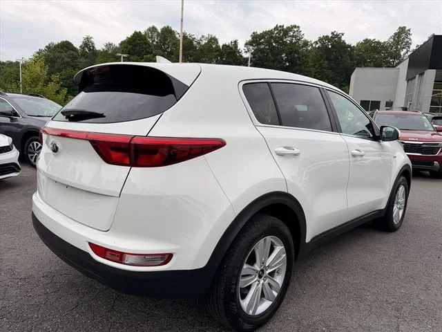 Used 2019 White Kia LX image 13