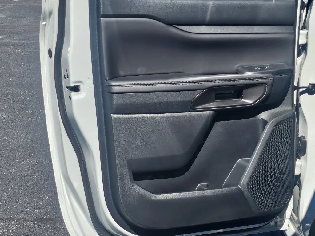 New 2026 White Ford Raptor image 34