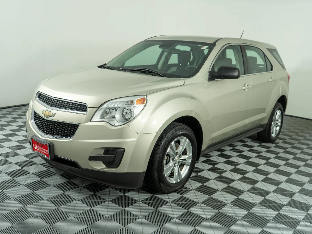 Used 2014 Gold Chevrolet LS image 3
