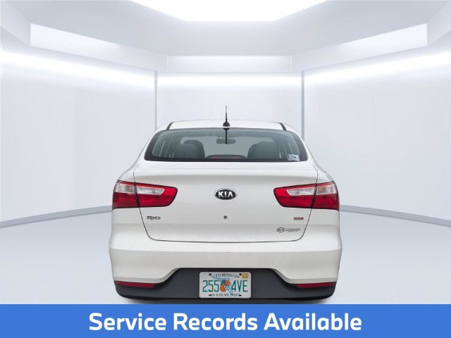 Used 2017 White Kia LX image 5