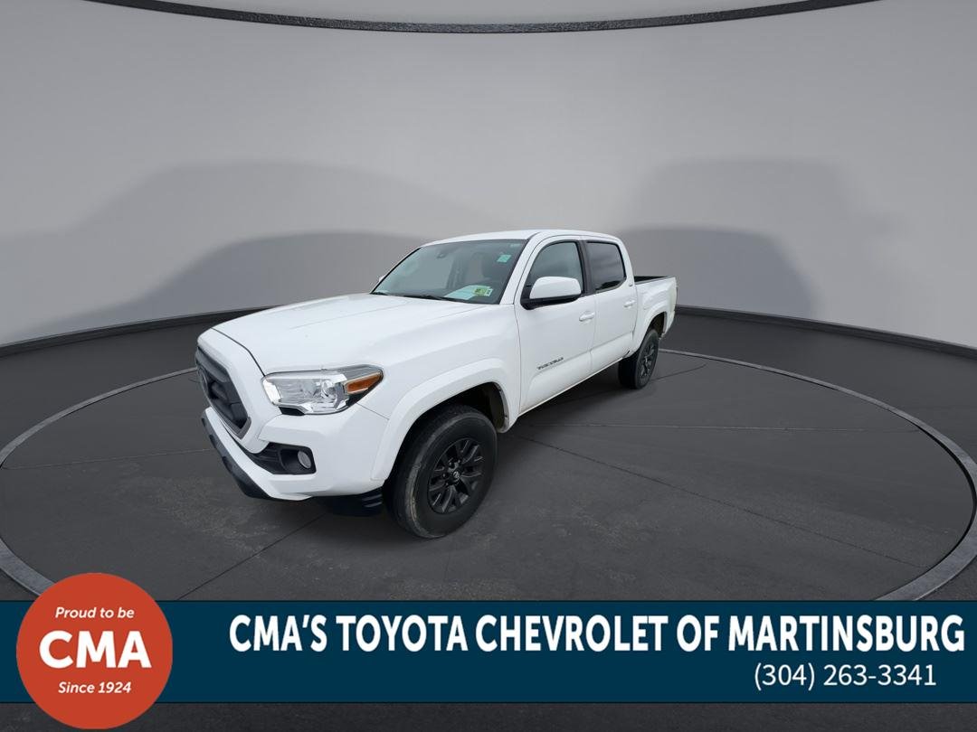 Used 2023 Ice Cap Toyota SR5 image 4