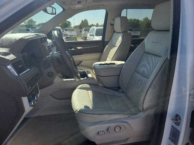 2024 GMC Yukon XL Denali - Photo 20