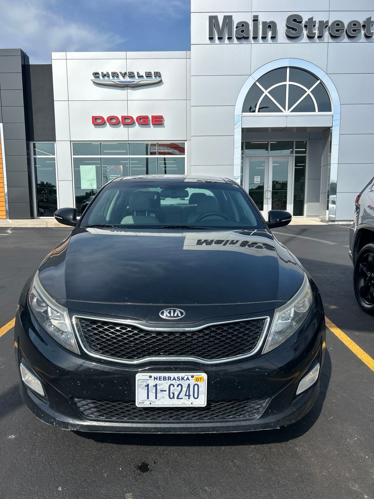 Used 2015 Black Kia EX image 1