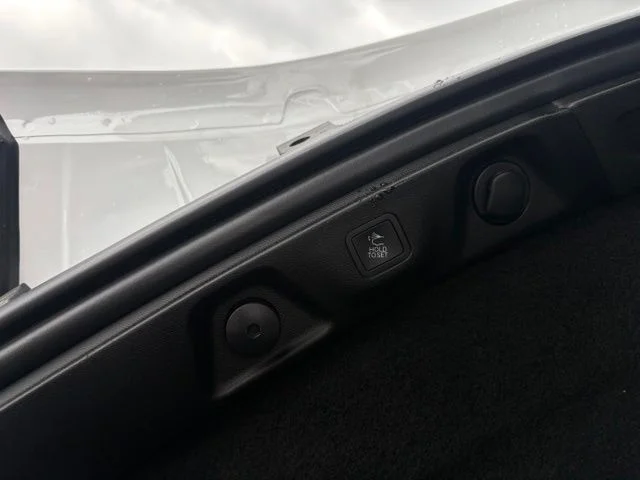 New 2026 White Knuckle Exterior Paint Dodge R/T Plus image 21