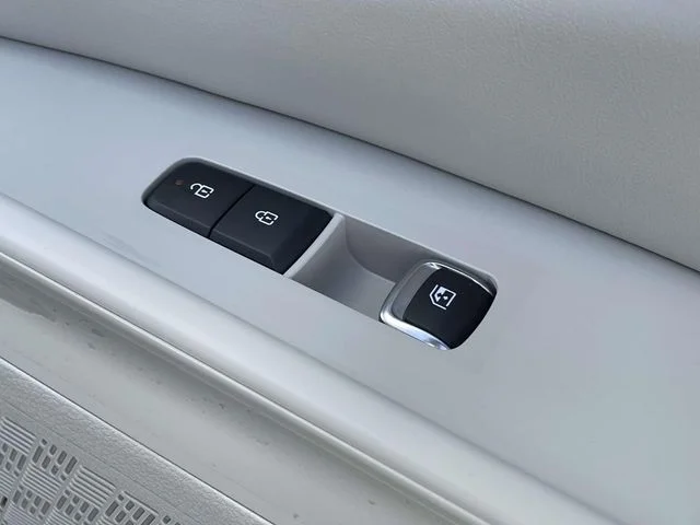 New 2026 Gray Kia EX image 17