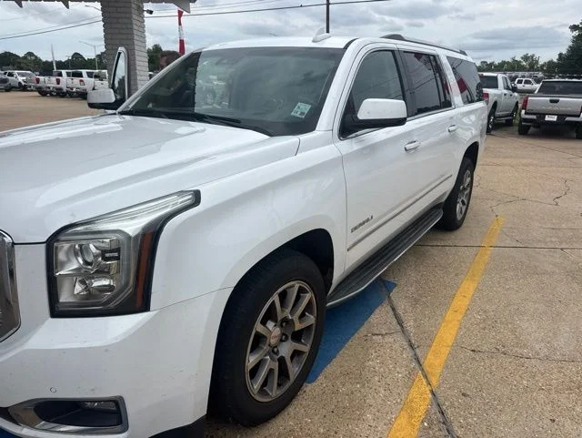 2016 GMC Yukon Denali AWD's photo
