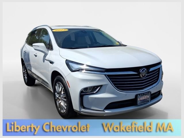 2023 Buick Enclave Essence AWD's photo