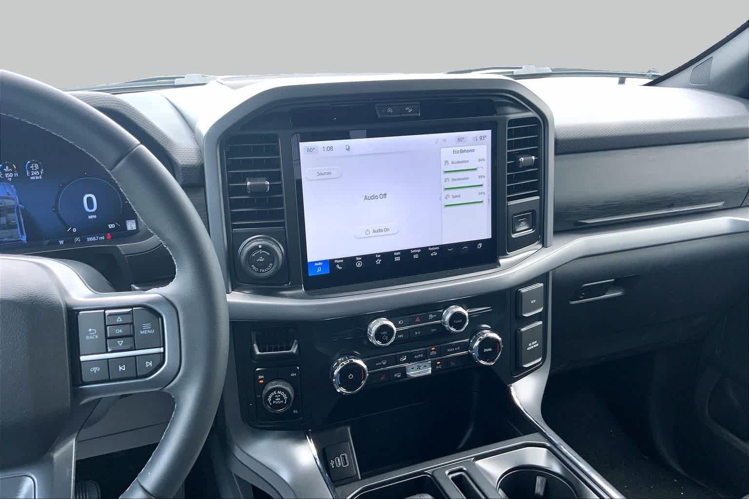 New 2026 Oxford White Ford XLT image 6