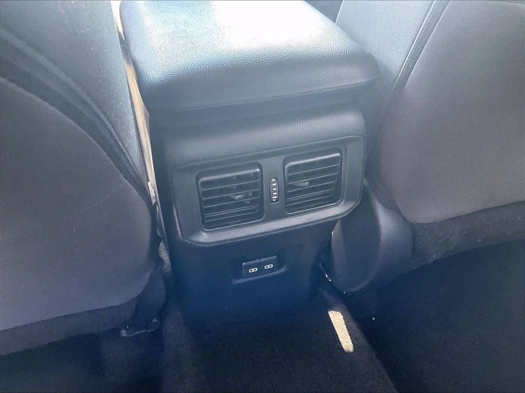 Used 2024 White Toyota XLE image 28