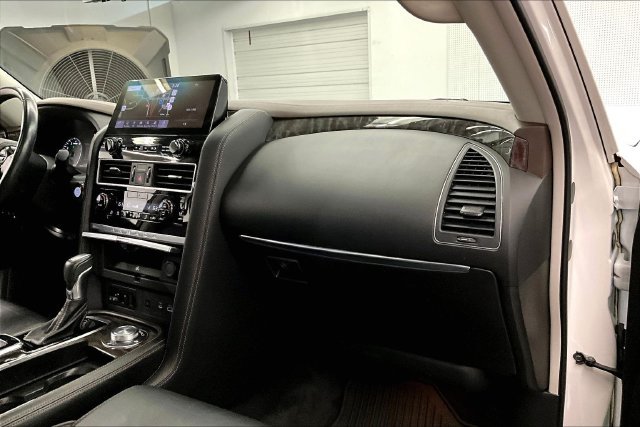 Used 2021 Aspen White Tricoat Nissan Platinum image 20