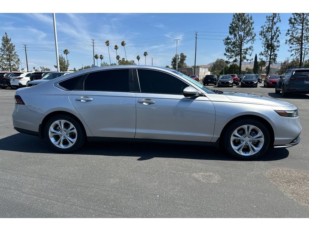Used 2024 Solar Silver Metallic Honda LX image 7