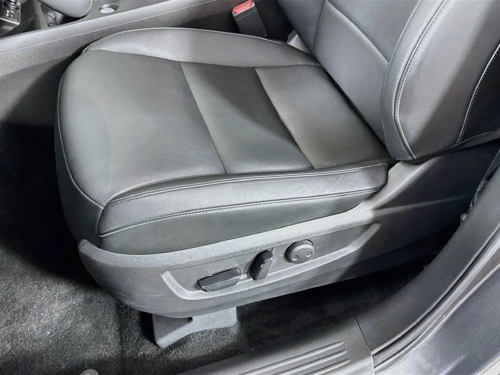 Certified Used 2023 Gray INFINITI PURE image 26