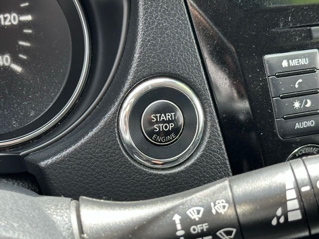 Used 2020 Silver Nissan SV image 9