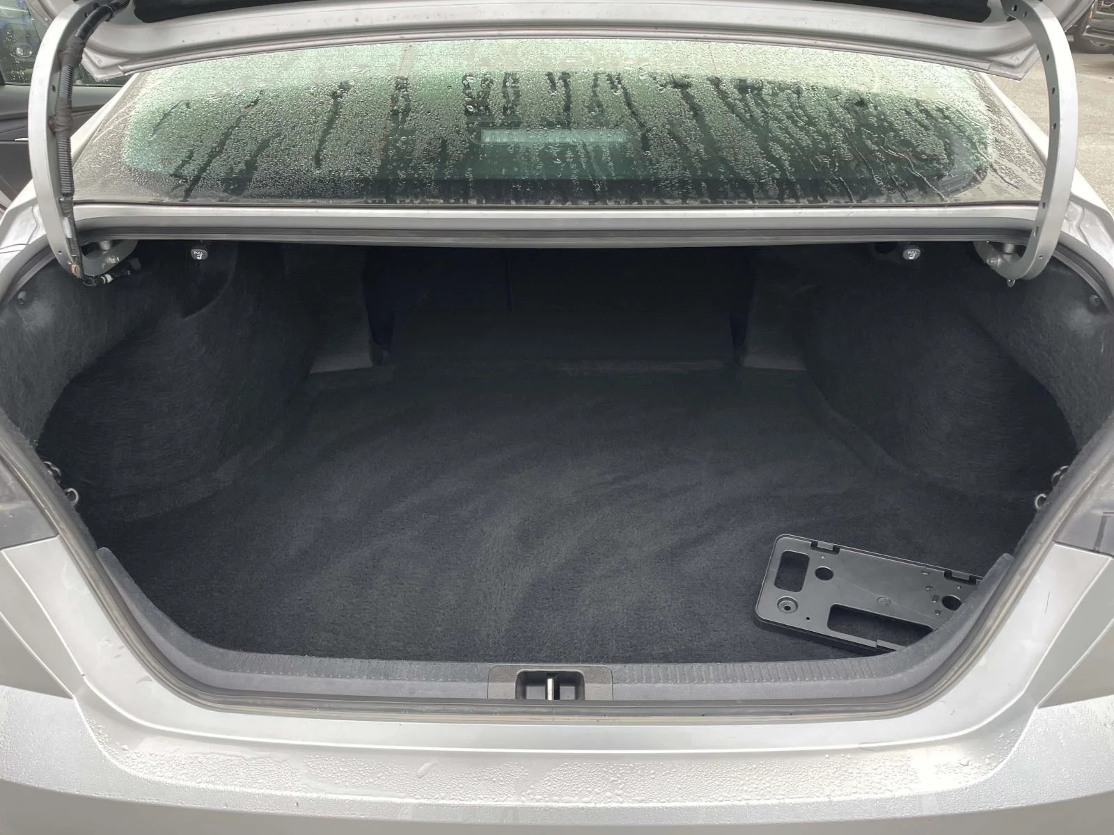2025 Toyota Camry LE - Photo 31
