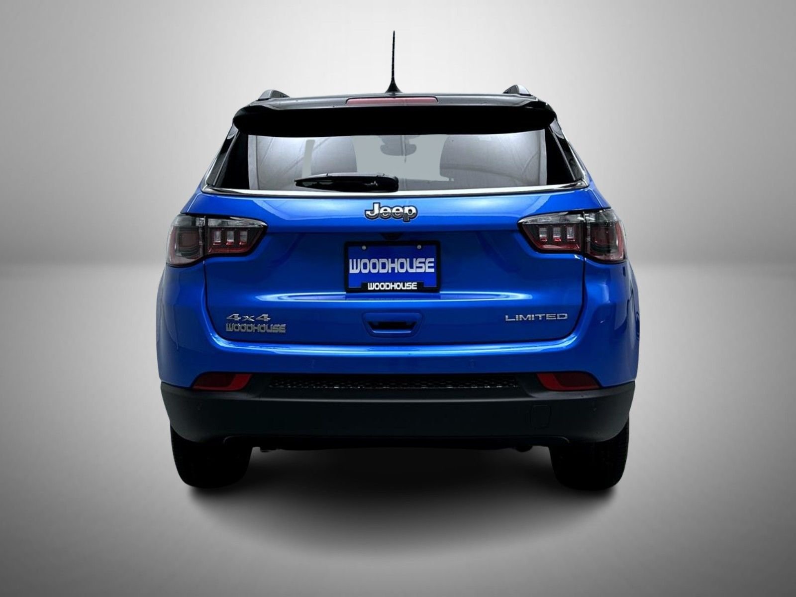 New 2026 Hydro Blue Pearl-Coat Exterior Paint Jeep Limited image 6