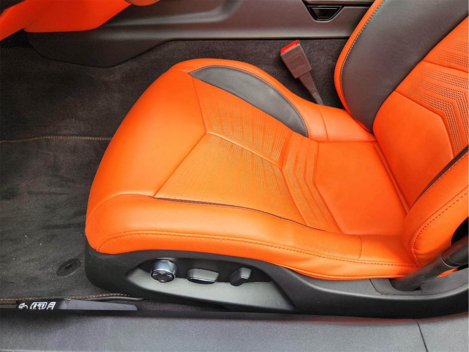 2025 Chevrolet Corvette Stingray photo 23 of 30