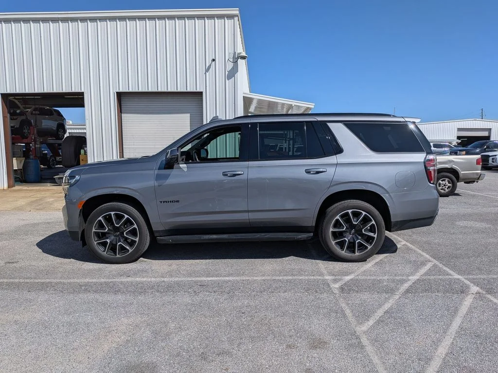 Used 2022 Gray Chevrolet RST image 2