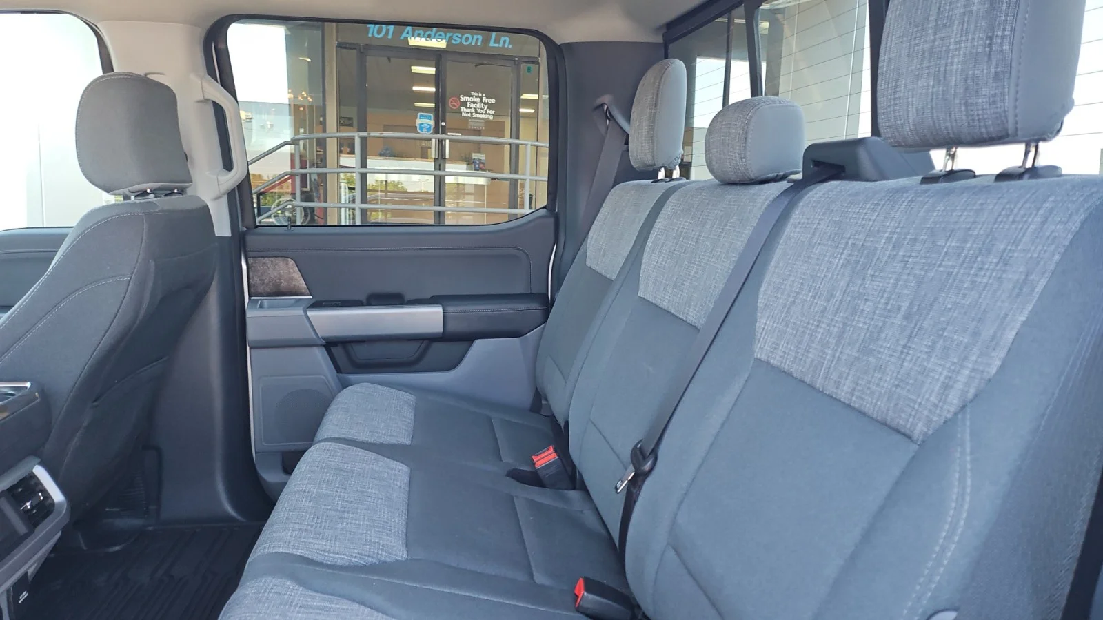 Used 2023 Silver Ford XLT image 15