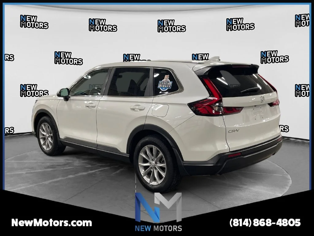 Used 2023 White Honda EX-L image 3
