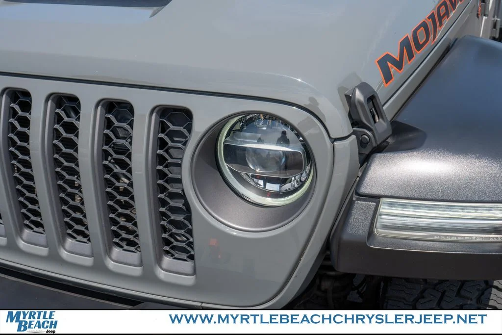 Certified Used 2021 Gray Clearcoat Jeep Mojave image 10