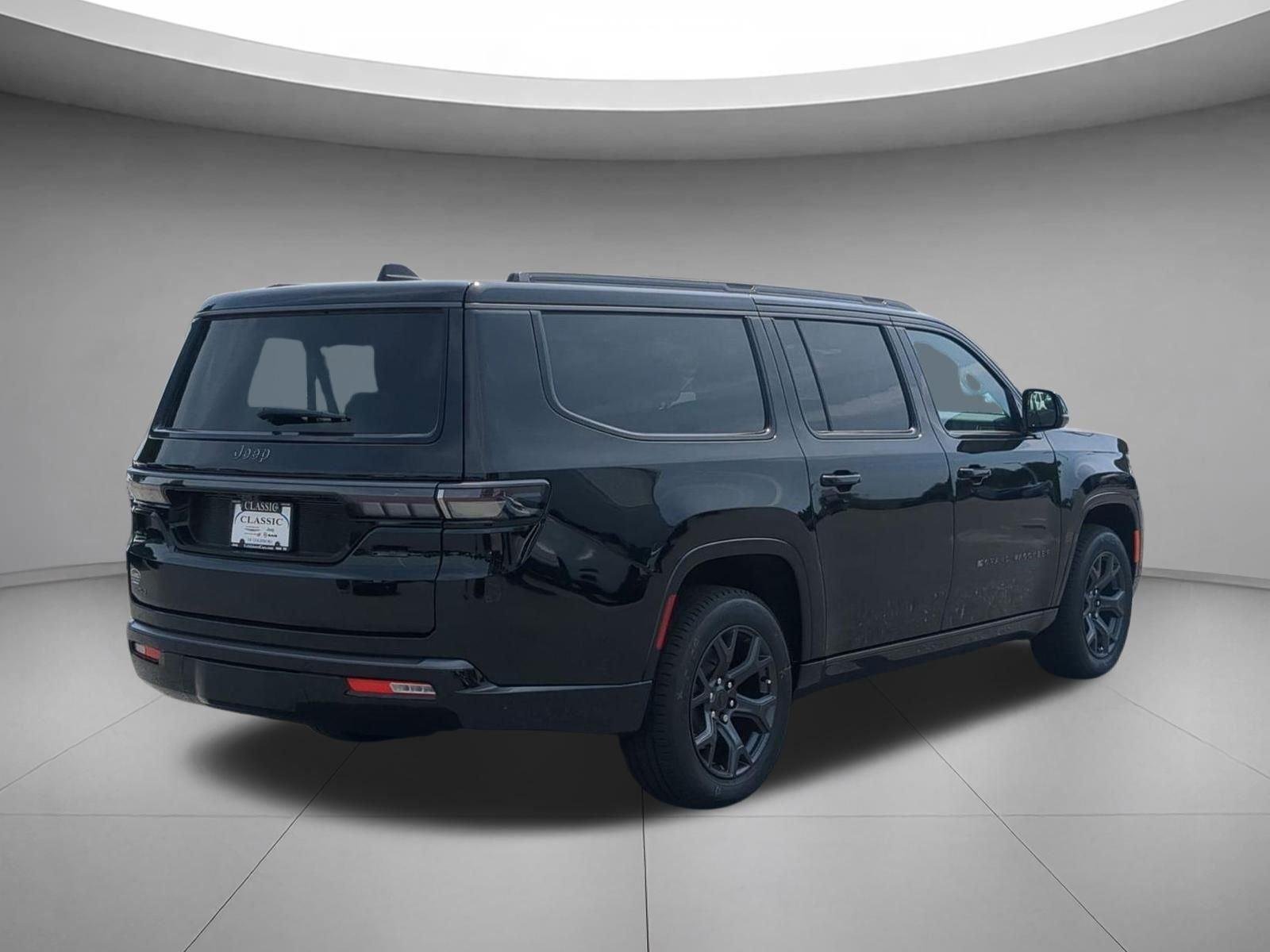 New 2026 High Gloss Black Exterior Paint Jeep Limited Altitude image 5