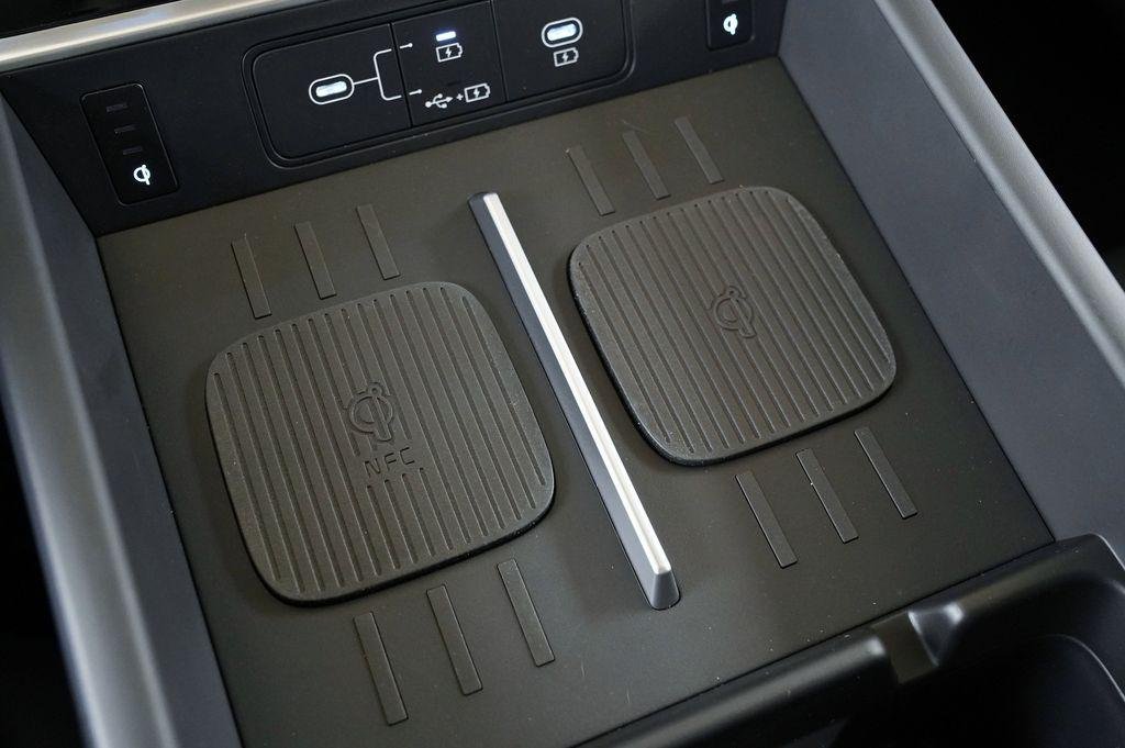 New 2026 Ecotronic Gray Hyundai Limited image 24
