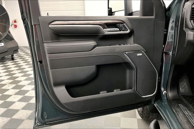 2025 Chevrolet Silverado 2500HD LTZ - Photo 21