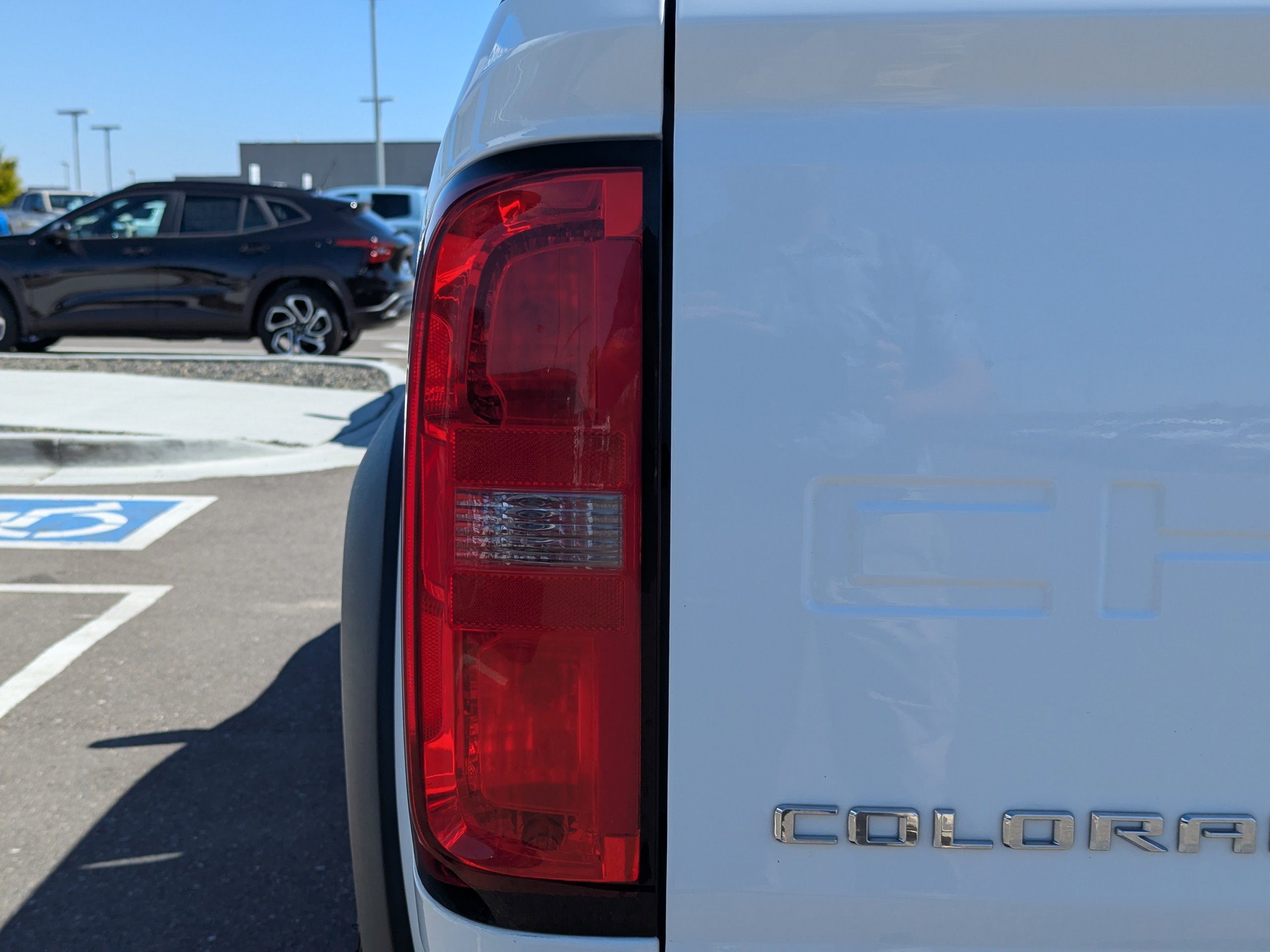 2021 Chevrolet Colorado ZR2 - Photo 46