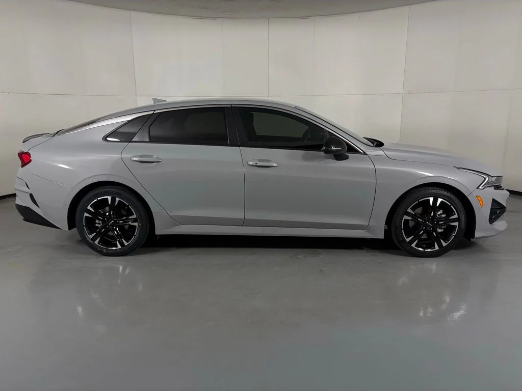 Used 2024 Gray Kia GT-Line image 11