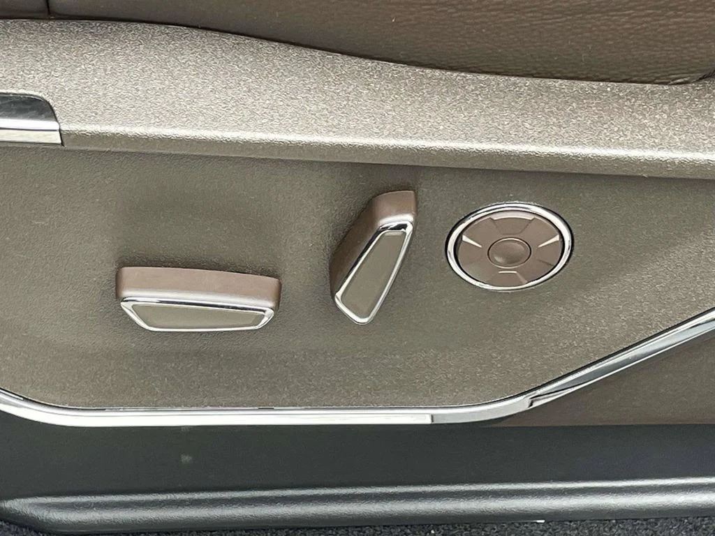 New 2026 Agate Black Metallic Ford King Ranch® image 14